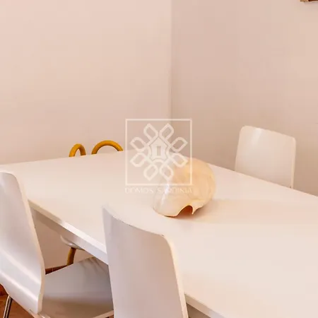 Isthintini-parcheggio Gratuito